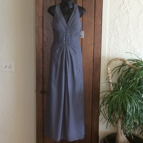 NWT Gown from David’s Bridal - Picture 2 of 8